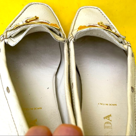 White/gold Prada pebbled leather shoes - Picture 14 of 16